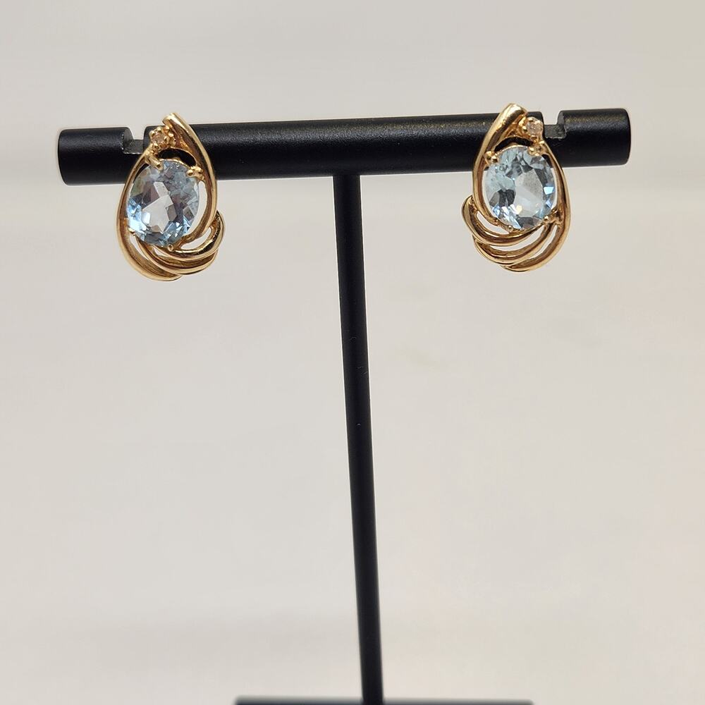 14k Yellow Gold Sky Blue Oval Cut Topaz Ocean Wave Earrings Diamond Accent Swirl